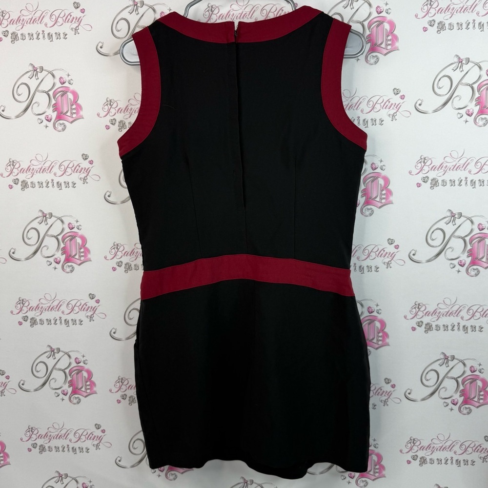 Le chateau dress mini vintage style Elegant Black and Red Sleeveless Dress - Picture 2 of 14
